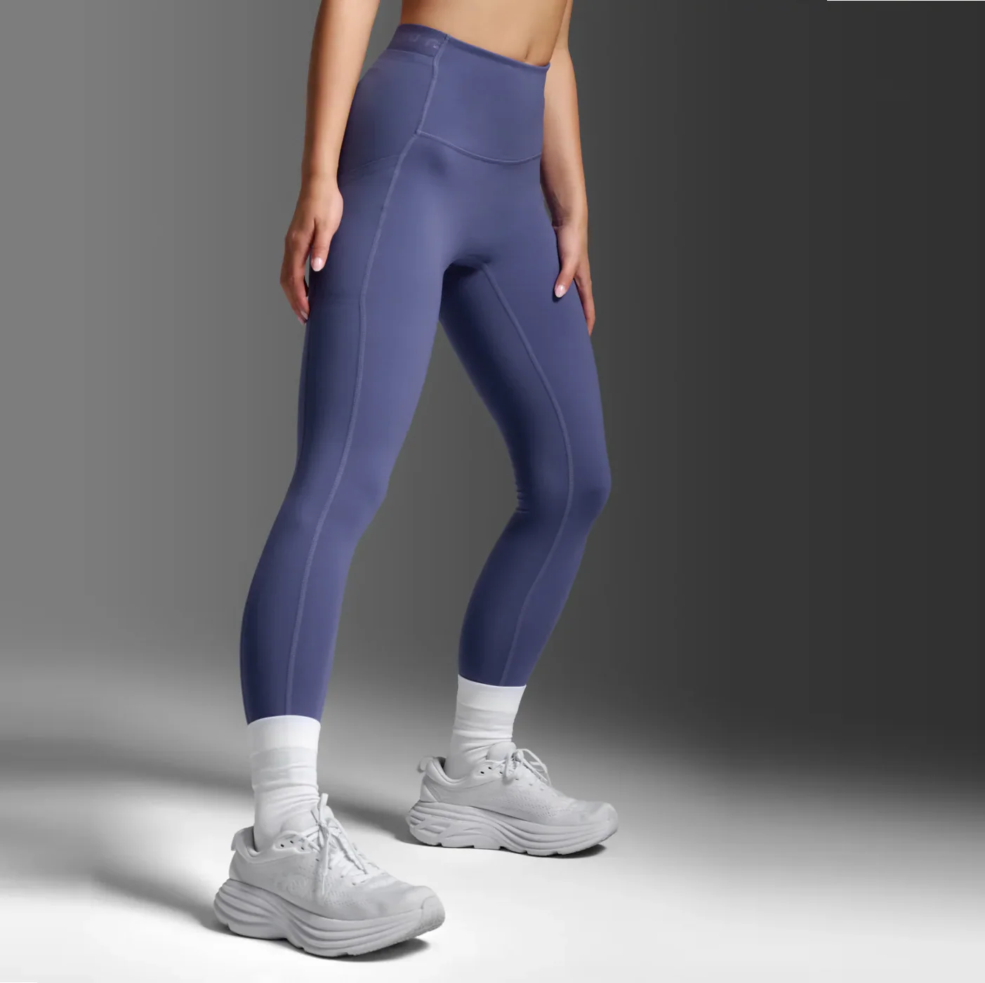 2XU Womens Form Stash Hi-Rise Compression Tights with Pockets - Image 2