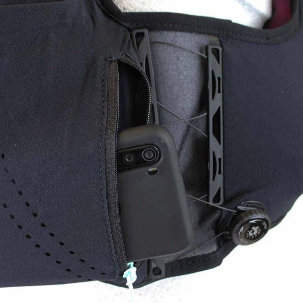 Raidlight Vest Responsiv 12L Womens - Black/Ice - Image 5